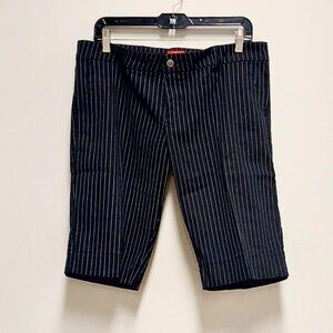 Dickies Black w/White Pinstripes,Women's Low-rise, flat-front shorts, Sz 12/14